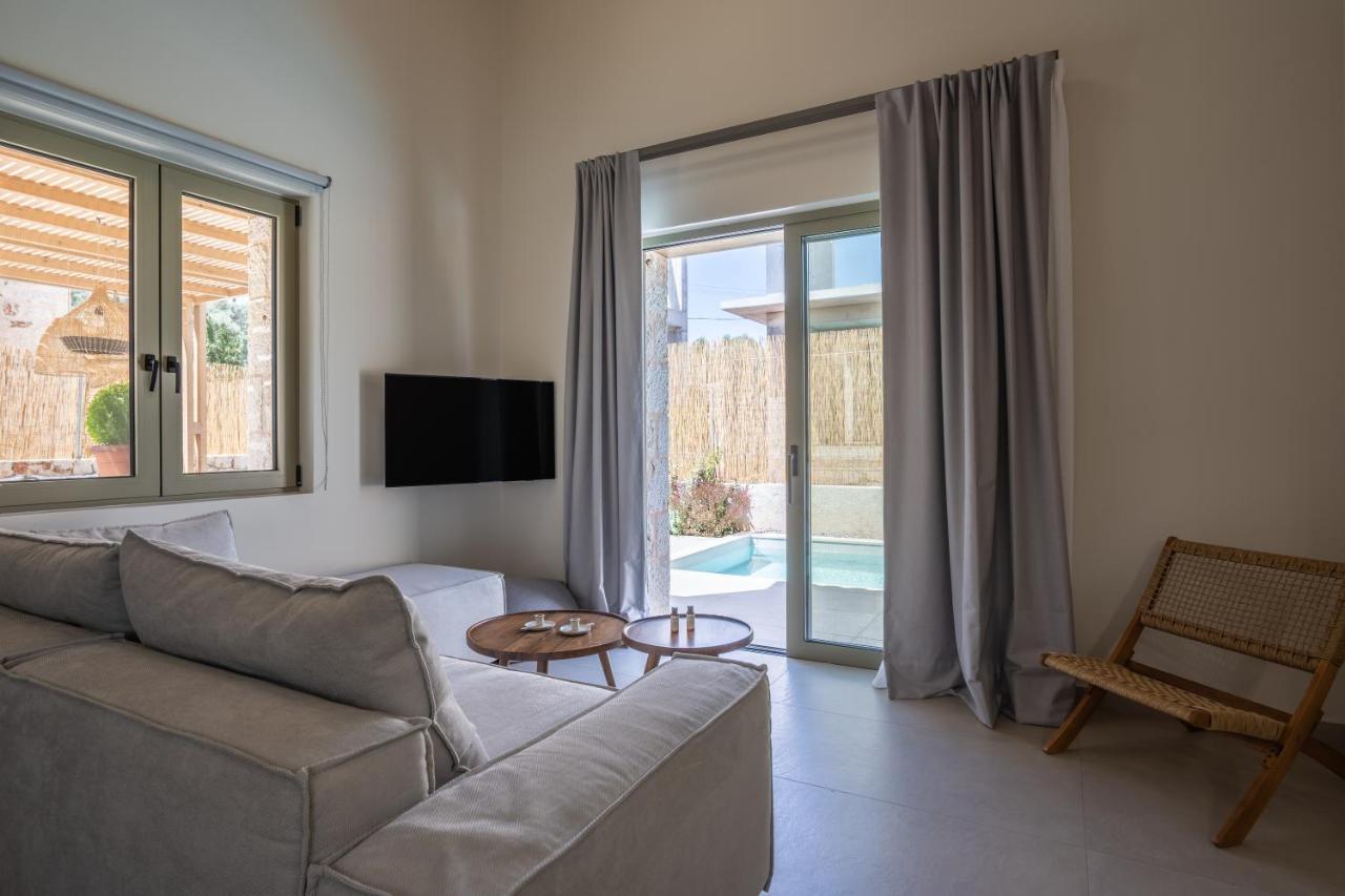 Papadria Villas - Modern Luxury Villas Near Kathisma Beach Tsoukaládhes エクステリア 写真