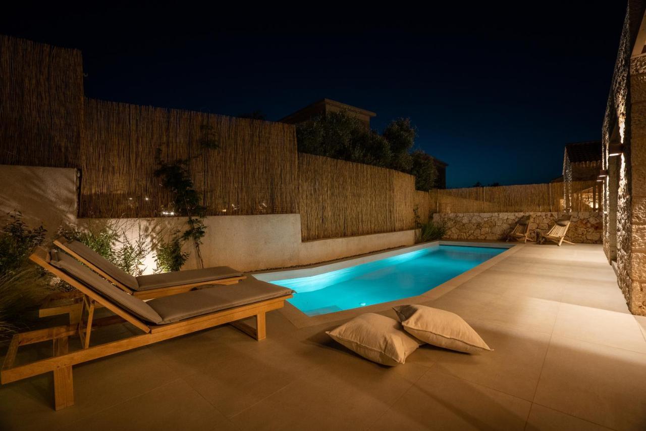 Papadria Villas - Modern Luxury Villas Near Kathisma Beach Tsoukaládhes エクステリア 写真